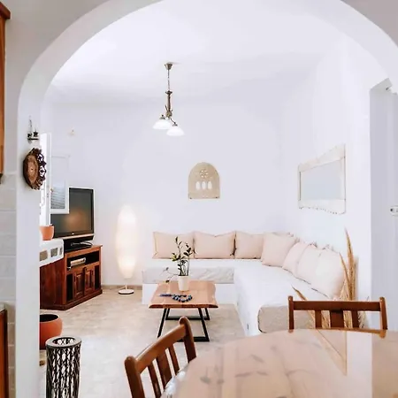 Appartement Ormos House
